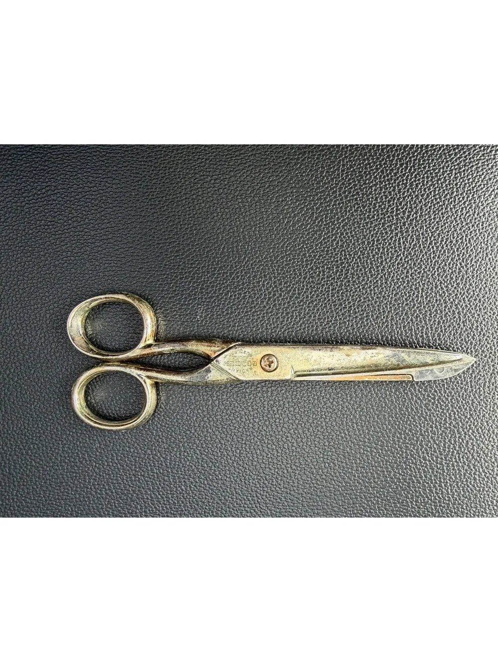 Vintage Richard of Sheffield Radiant Golden Age Scissors